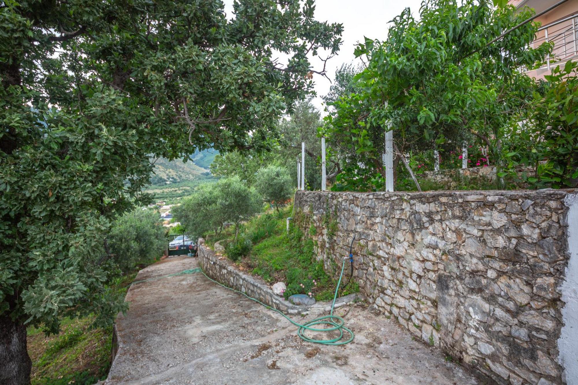 Villa Rondo ฮีมาเรอ ภายนอก รูปภาพ
